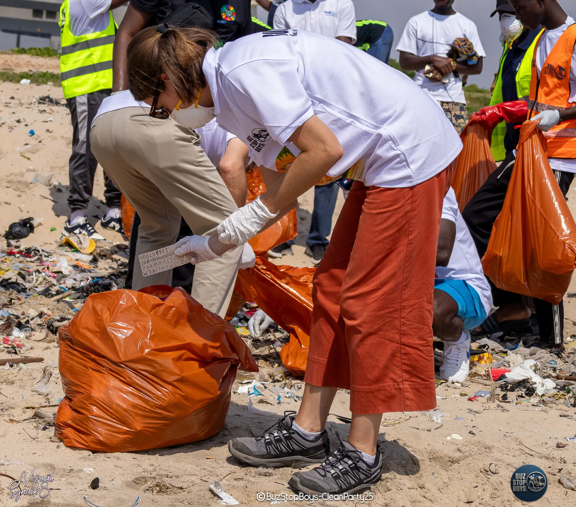 Buz Stop Boys cleanup event